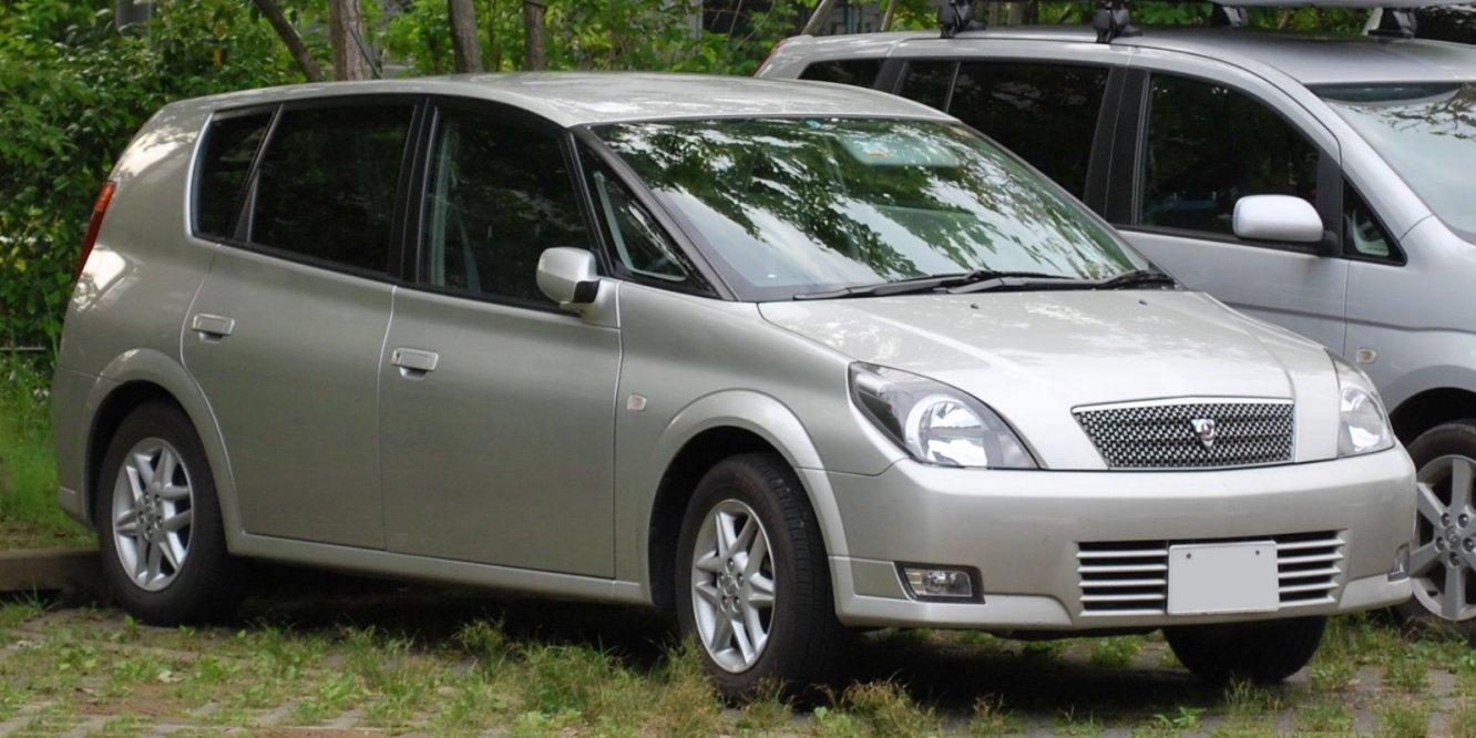 2000_Toyota_Opa_01.jpg