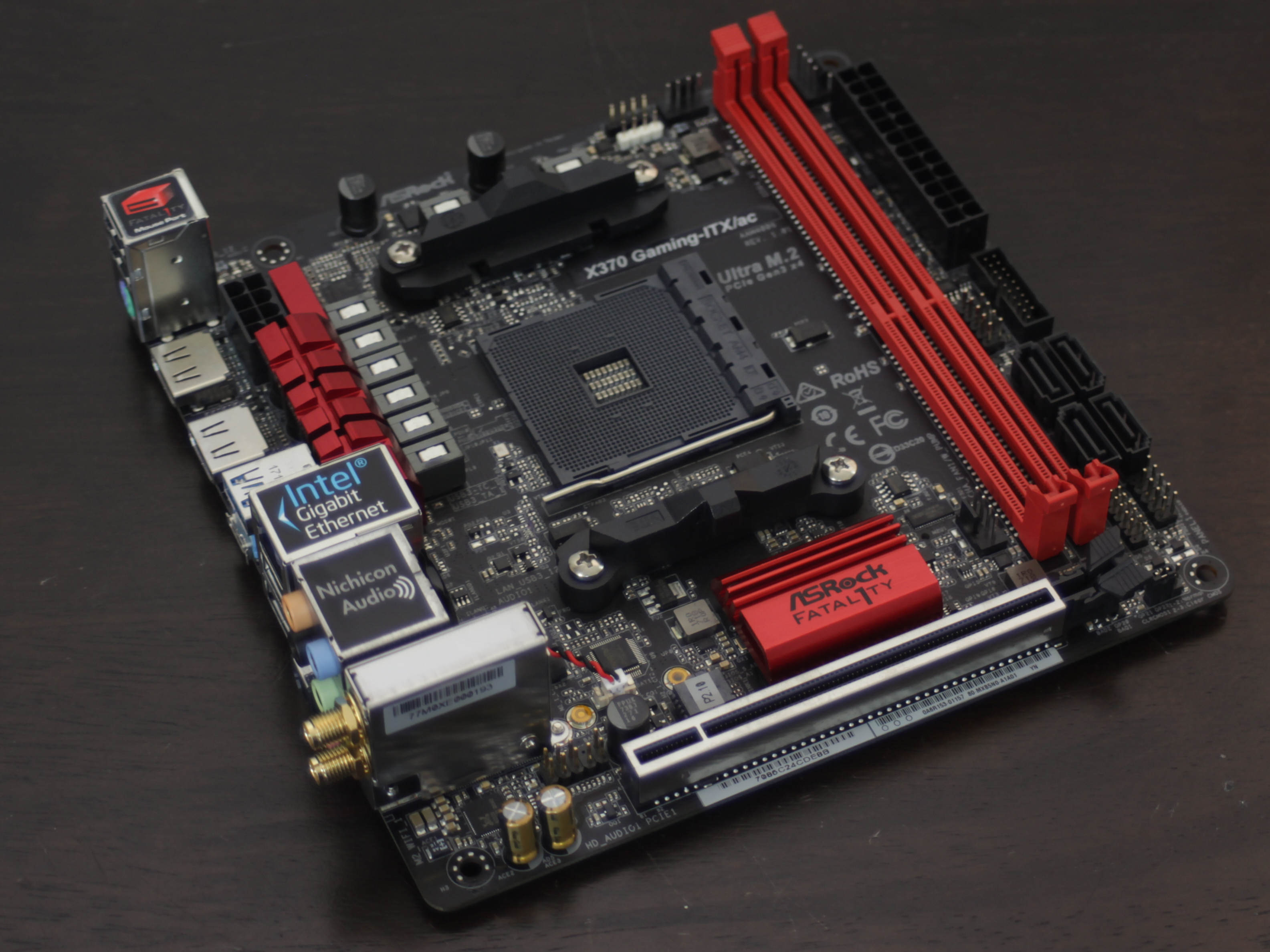 Hæl kilometer dragt Fatal1ty! ASRock's X370 and AB350 Gaming-ITX/ac Motherboards Reviewed –  SFF.Network | SFF.Network